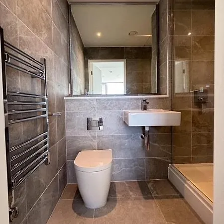 2 Bedroom Apartment With City Views-2